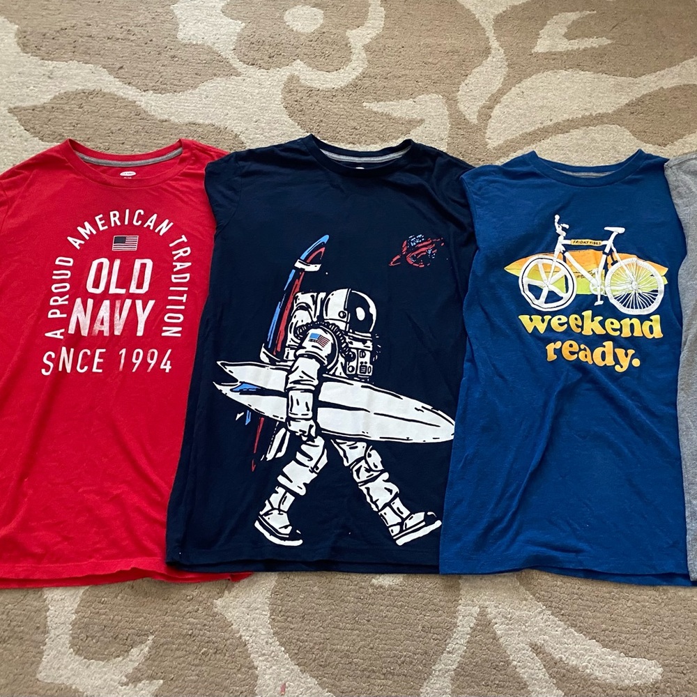 4 pcs Old Navy Short Sleeve Graphic T-Shirt for Boys LOT Bundle